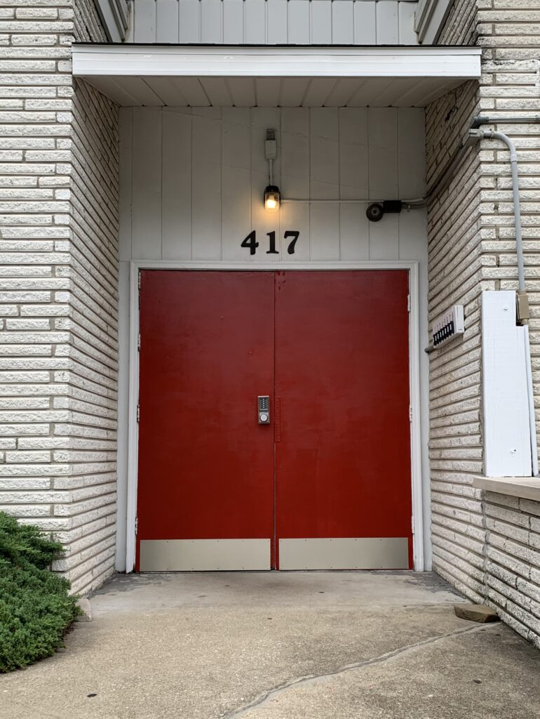417 S Fess